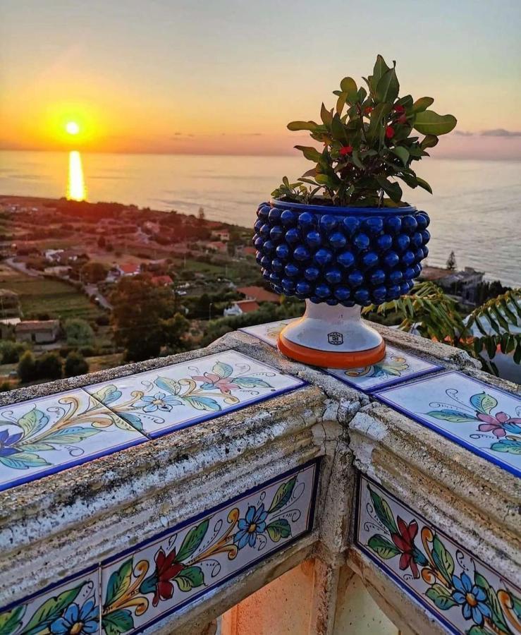 Gira Vota E Furria Villa Santo Stefano di Camastra Ngoại thất bức ảnh